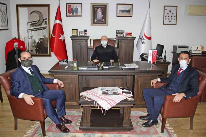 Türk Kızılay Manisa Ve Yeşilay Manisa’dan ’Yeşilay Yanımda, Gönüllüler Sahada’ Projesi