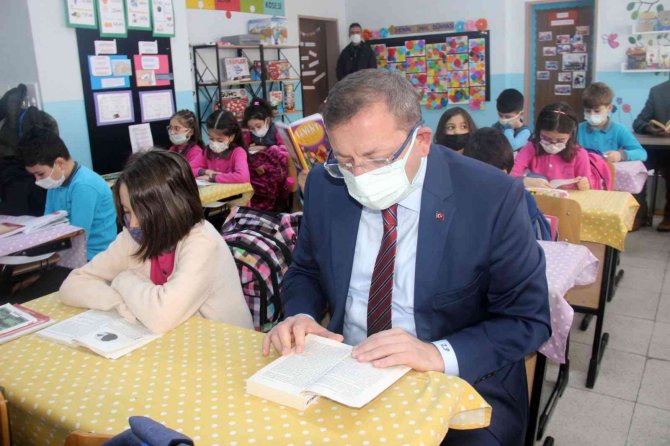 Vali Amcaları Onlara Böyle Örnek Oldu