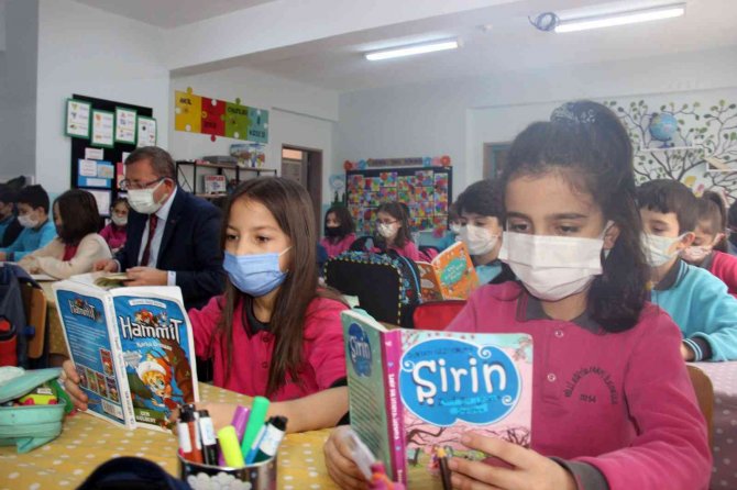 Vali Amcaları Onlara Böyle Örnek Oldu