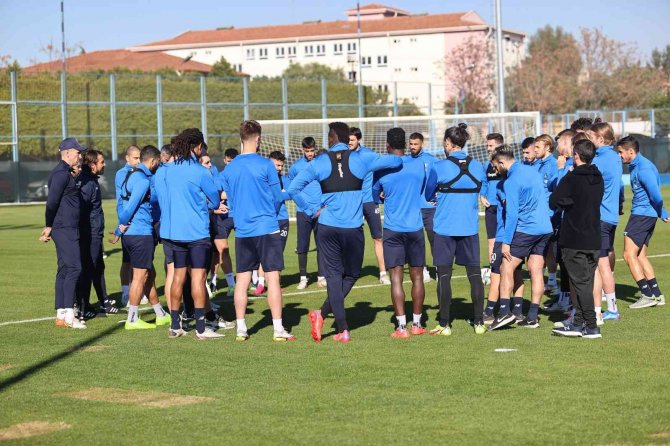 Adana Demirspor’da Beşiktaş Hazırlıkları Başladı