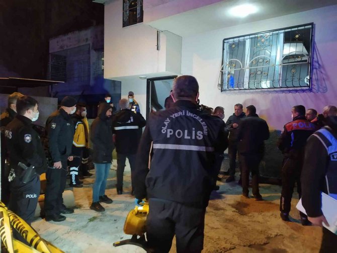 Motosikletli Kar Maskeli 2 Kişi Tarafından Saldırıya Uğrayan Genç Hayatını Kaybetti