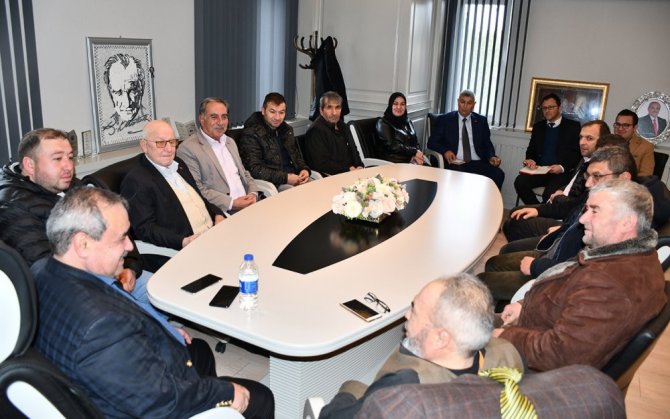 İ̇scehisar Belediye Başkanı Ahmet Şahin Muhtarlar İsteklerini Dinledi