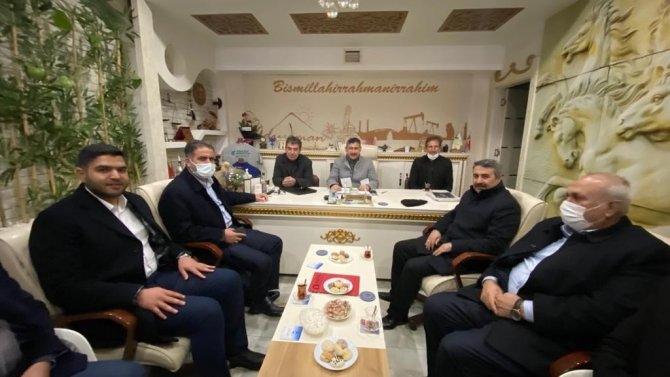 Milletvekili Fırat, Esnaf Temsilcileriyle Bir Araya Geldi