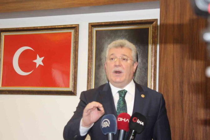 Ak Parti Grup Başkanvekili Akbaşoğlu: "Eskiyi Millete Yeni Diye Sunmaya Çalışacaklar"