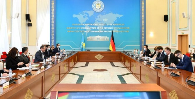 Almanya Dışişleri Bakanlığı Orta Asya Direktörü Lüttenberg: “Kazakistan’ın Reform Sürecini Desteklemeye Hazırız”