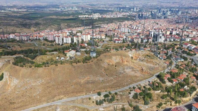 Ankara’da Cumhuriyet’in 100. Yılı Anıtı İçin Fikir Yarışması Düzenleniyor
