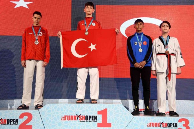 Pursaklar Belediyesi’ne Bronz Madalya