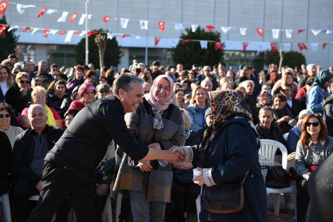 Muratpaşa’da Karadeniz Rüzgarı: 1 Ton Hamsi Dağıtılacak