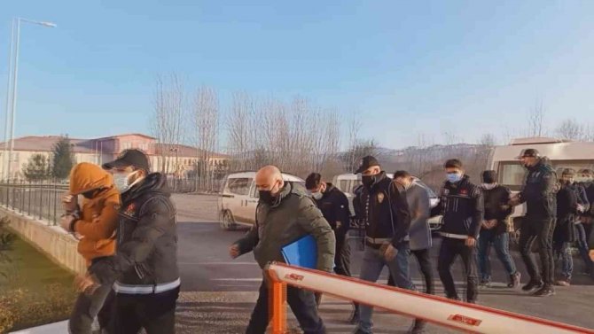 Bartın’da Uyuşturucu Operasyonu: 7 Gözaltı