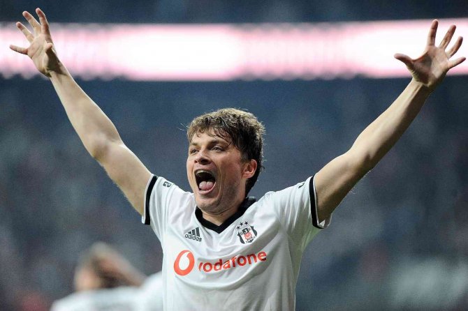Beşiktaş’ın Kadro Dışı İsimlerinin Maliyeti, Süper Lig’deki 15 Takımdan Değerli!