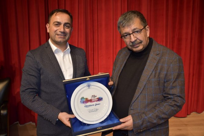 Biga’da Hayati İ̇nanç’ın Programına Yoğun İlgi