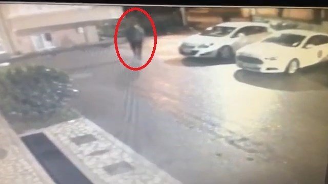 Bursa’da Site Bahçesindeki Motosikleti Böyle Çaldı