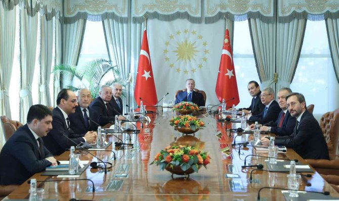 Cumhurbaşkanı Erdoğan, Türk Devletleri Teşkilatı Aksakallar Konseyi Heyetini Kabul Etti