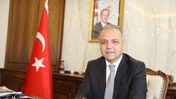 Suluova Belediyesi’nden Atık Giysi Toplama Kutuları İle ‘Sıfır Atık Projesi’ne Destek