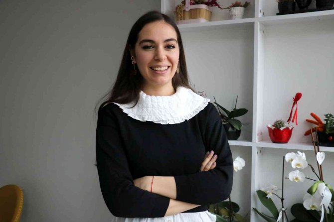 Uzmanı Uyardı, Kar Yemek Sağlığa Zararlı