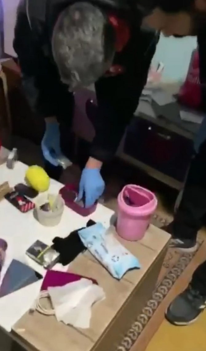 Zehir Tacirlerine Geçit Yok, 4 Şüpheli Tutuklandı