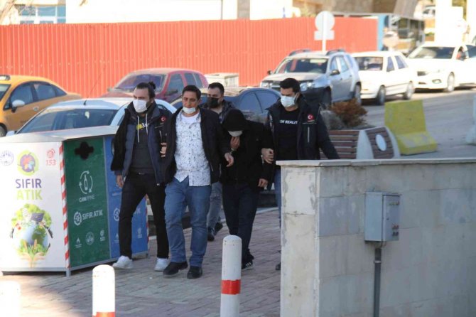 Elazığ’da Torbacı Operasyonu: 2 Gözaltı