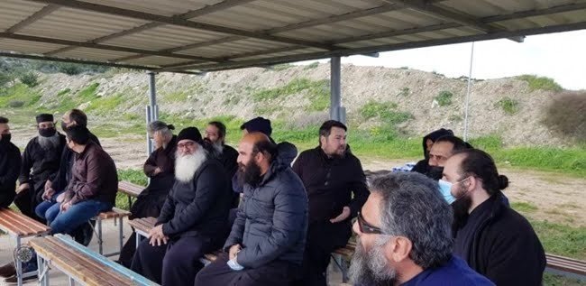 Rumlardan Papazlara Silah Eğitimi