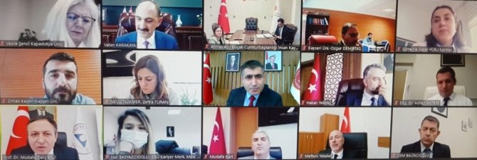 Nevü Rektörü Aktekin ’İ̇kaf 2022 Rektörler Buluşması’na Katıldı