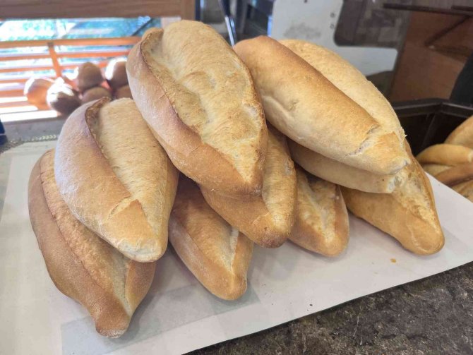 Fırıncılar Ekmeğin 3,5 Liradan Satılmasını İstiyor