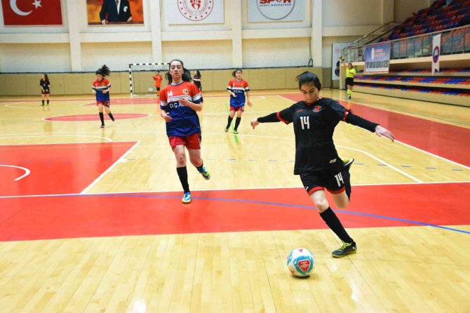 Futsal Grup Müsabakaları Karabük’te Başladı