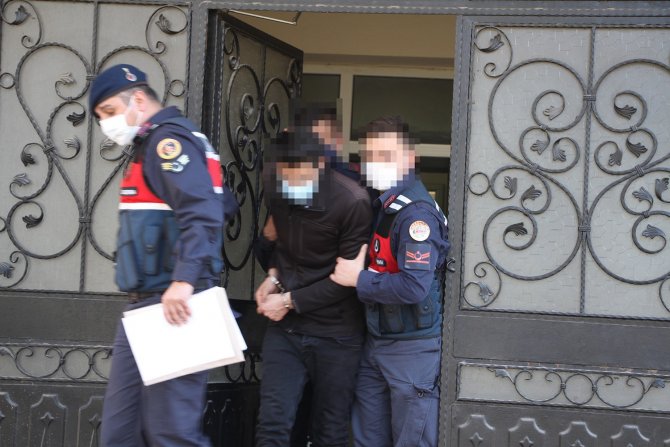 Cumhurbaşkanı Erdoğan’a Hakaretten Aranan Kişi Yakalandı