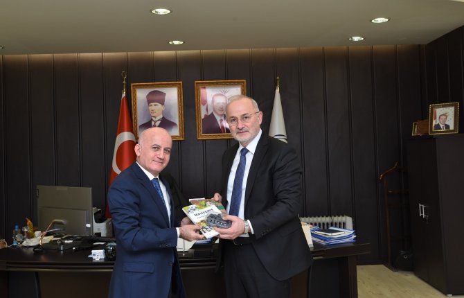 Omü, Maviyemişi Ülke Ekonomisine Kazandırdı