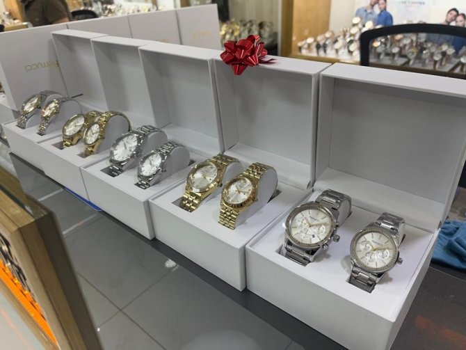 Saatçilerde Sevgililer Günü Hareketliliği Başladı