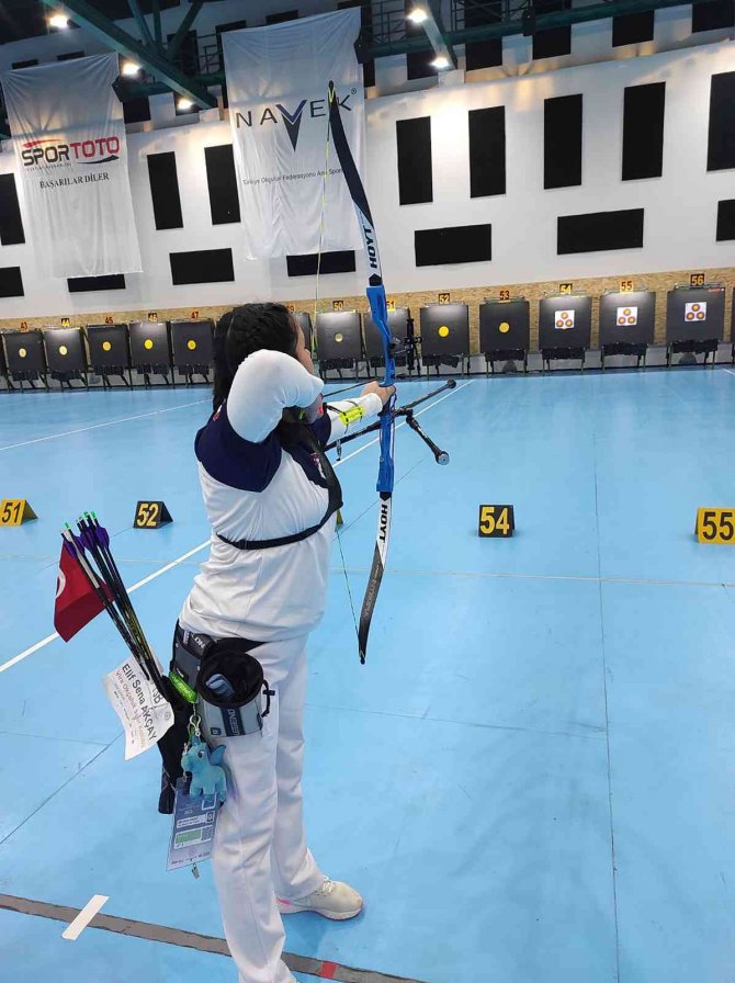 Döşemealtılı Sporcudan Başkan Genç’e Birincilik Sözü
