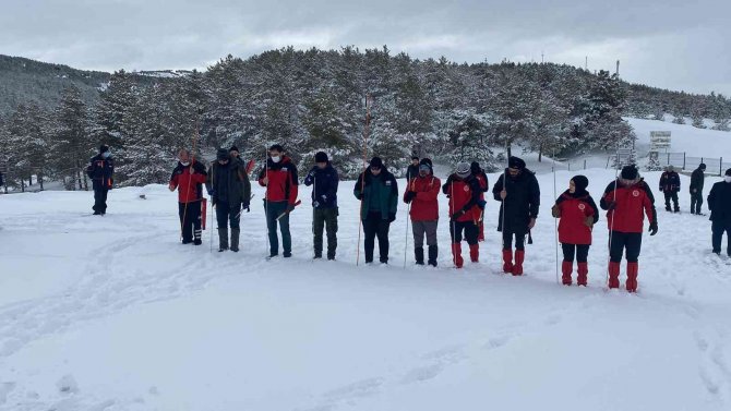 Sivas’ta Çığ Arama Kurtarma Eğitimi Verildi