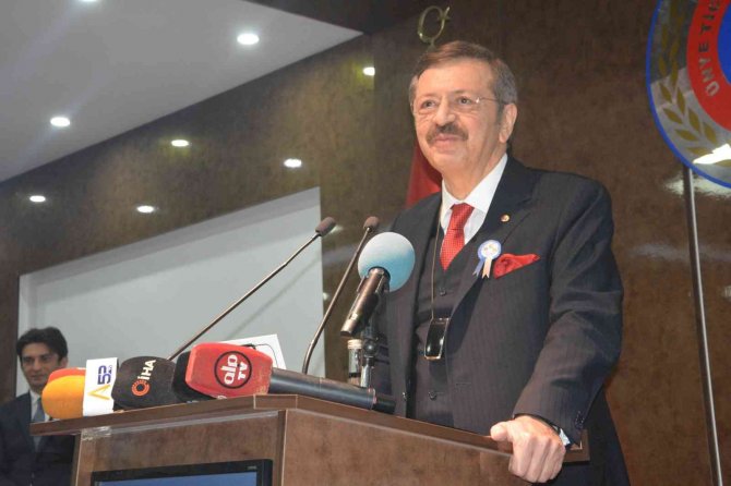 Hisarcıklıoğlu: “Dünyada Üyesine Kefil Olan Tek Kuruluşuz