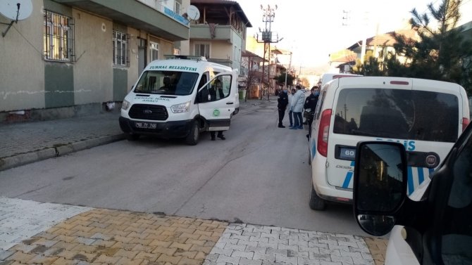 İ̇zinden Dönmeyince Şüphelendiler, Cansız Bedeni Bulundu