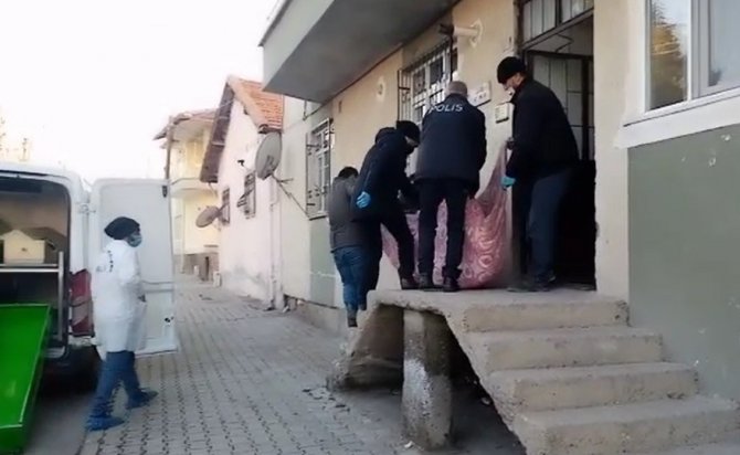 İ̇zinden Dönmeyince Şüphelendiler, Cansız Bedeni Bulundu