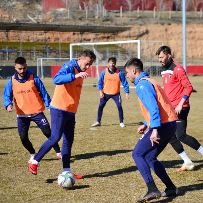 Uşakspor, A. 24 Erzincanspor Maçı Hazırlıklarını Tamamladı