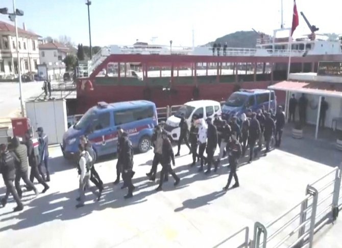 İ̇nsan Tacirleri Yakayı Ele Verdi