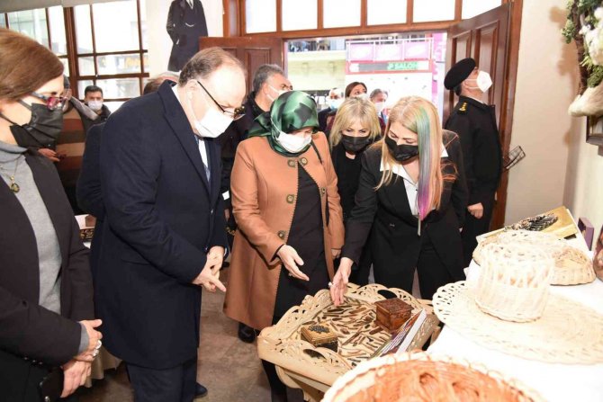 Karma El Sanatları Sergisi Açıldı