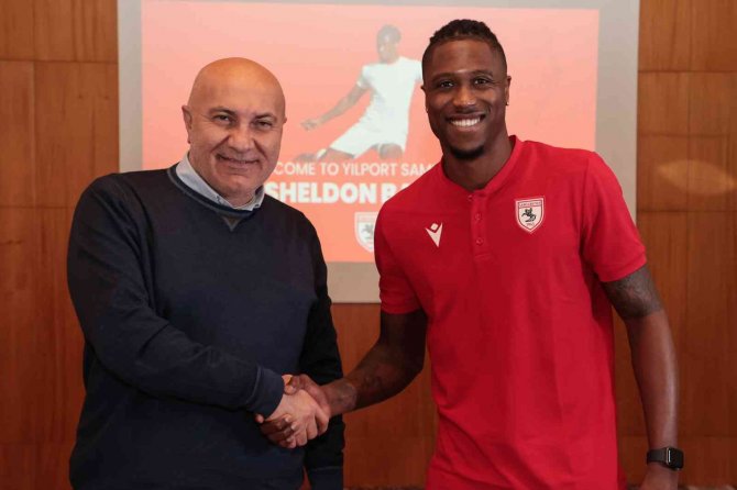 2021-2022 Sezonunda Süper Lig’de 335, Spor Toto 1. Lig’de 387 Transfer Yapıldı