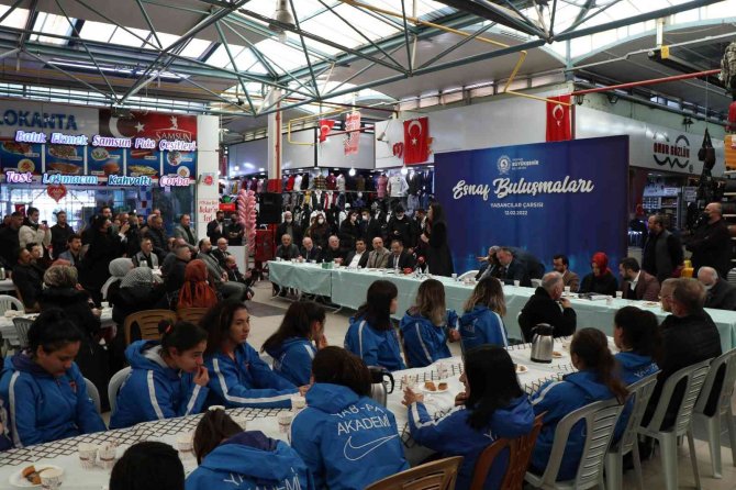 Başkan Demir: “Yabancılar Çarşısı, Millet Bahçesi Statüsü Kazanarak Artık Resmi Hale Geldi”