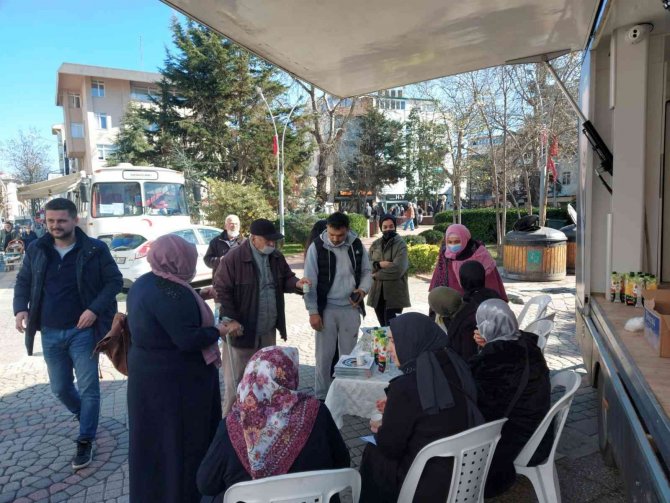 Ak Parti İ̇l Başkanlığı Yalova’daki Projeleri Vatandaşa Anlattı