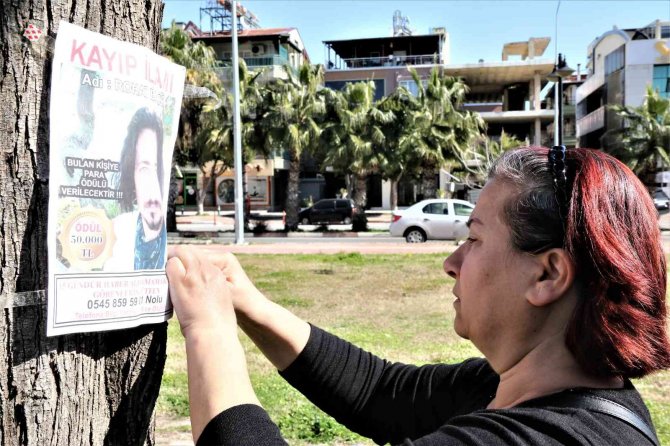 Antalya’da Gözü Yaşlı Anne 41 Gündür Haber Alamadığı Oğlunu 50 Bin Tl Ödül İle Arıyor