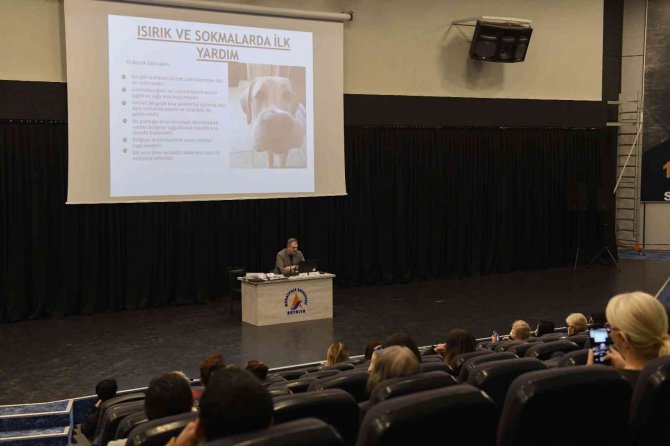 Muratpaşa Belediyesinden Yerel Hayvan Koruma Görevlisi Eğitimi