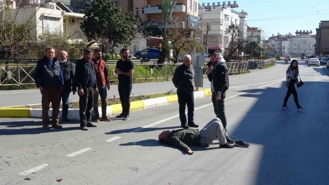 Otomobil İle Motosiklet Çarpıştı: 1 Yaralı