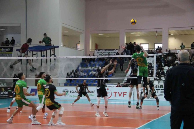 Efeler Ligi: Bingöl Solhan Spor: 3 - Cizre Belediyespor: 2