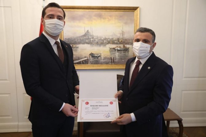 Dil Eğitimi Alacaklar