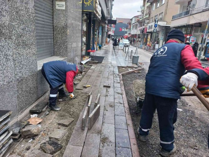 “Yeter Ki Kalpler Kırılmasın Gerisini Biz Tamir Ederiz”