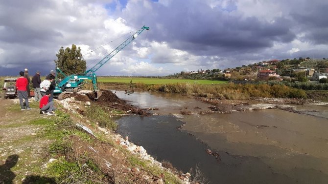 Aydın’da Deniz Çöpleri Sorunu Masaya Yatırıldı