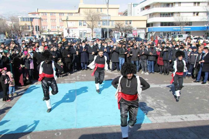 Erzincan Kültür Ve Sanat Günleri Etkinlikleri Devam Ediyor