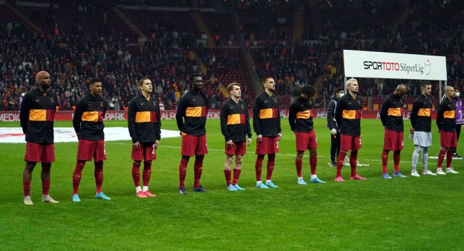 Galatasaray’da 3 Değişiklik