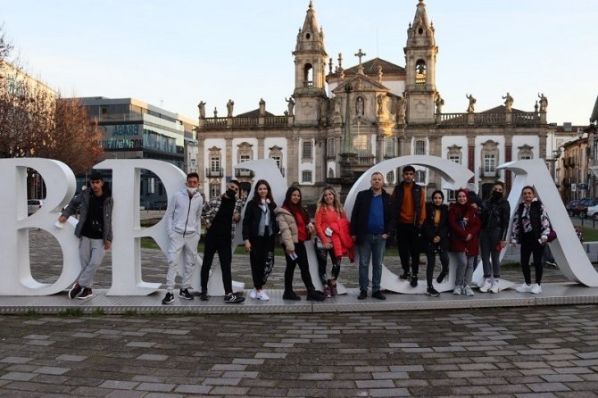 Gömeçli Öğrenciler Portekiz’de Staj Gördü