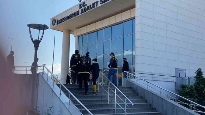 Hatay’da Hırsızlık Zanlısı 4’ü Kadın 5 Kişi Tutuklandı